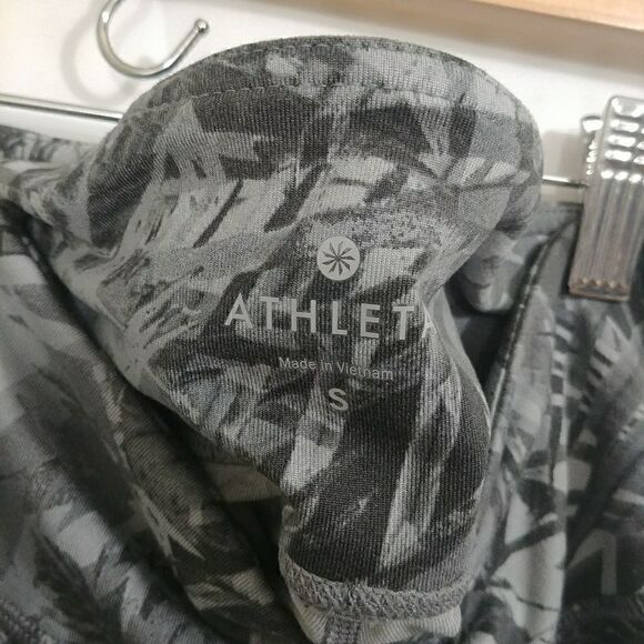 Athleta Leggings Fitness Capri Pants Grey Tropical Size Small Grey - Picture 4 of 4